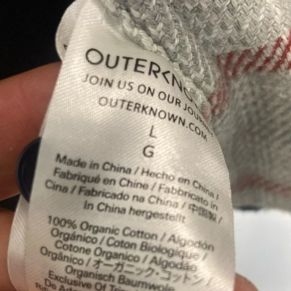 Plaid Button-Up Outerknown blanket Shirt - Picture 6 of 6